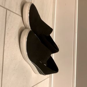 Like new Wishbone 9.5 wedge heels